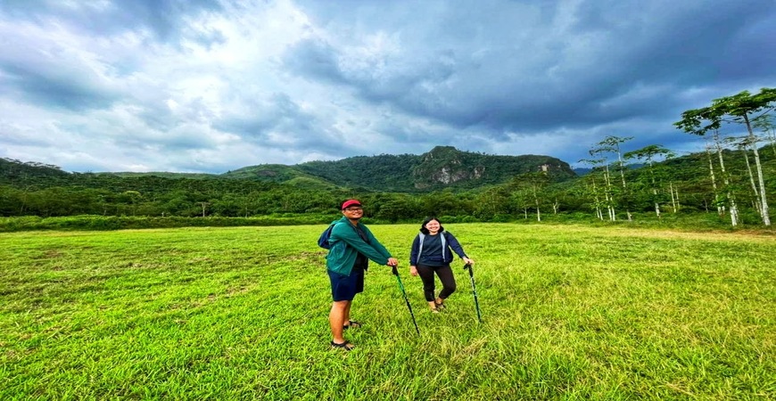 Paket Outbound Adventure Trekking Sentul Bogor