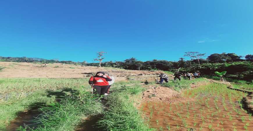 Paket Outbound Adventure Trekking Sentul Bogor