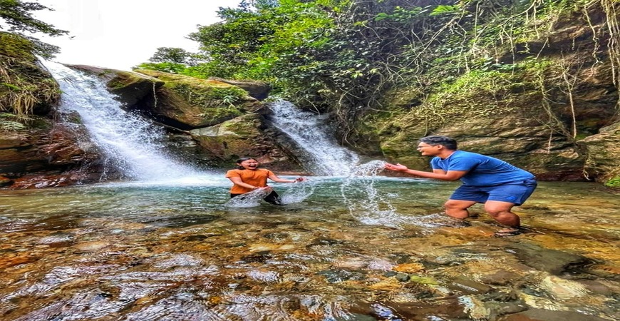 Paket Outbound Adventure Trekking Sentul Bogor