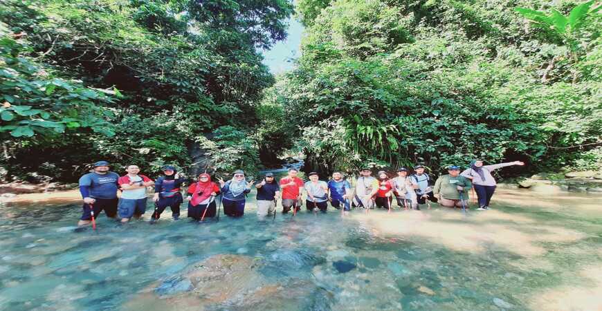 Paket Outbound Adventure Trekking Sentul Bogor